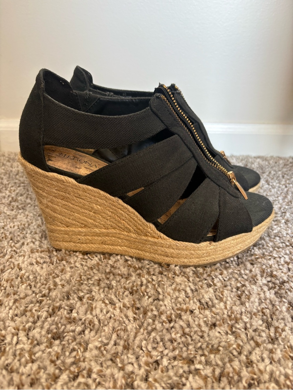 Merona Black Espadrille Wedge Sandals with Front Zip
